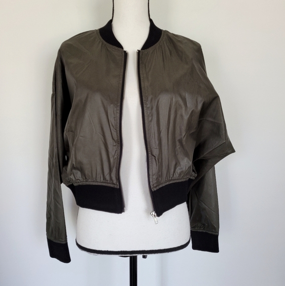 Forever 21 satin varsity jacket size small - Picture 3 of 12